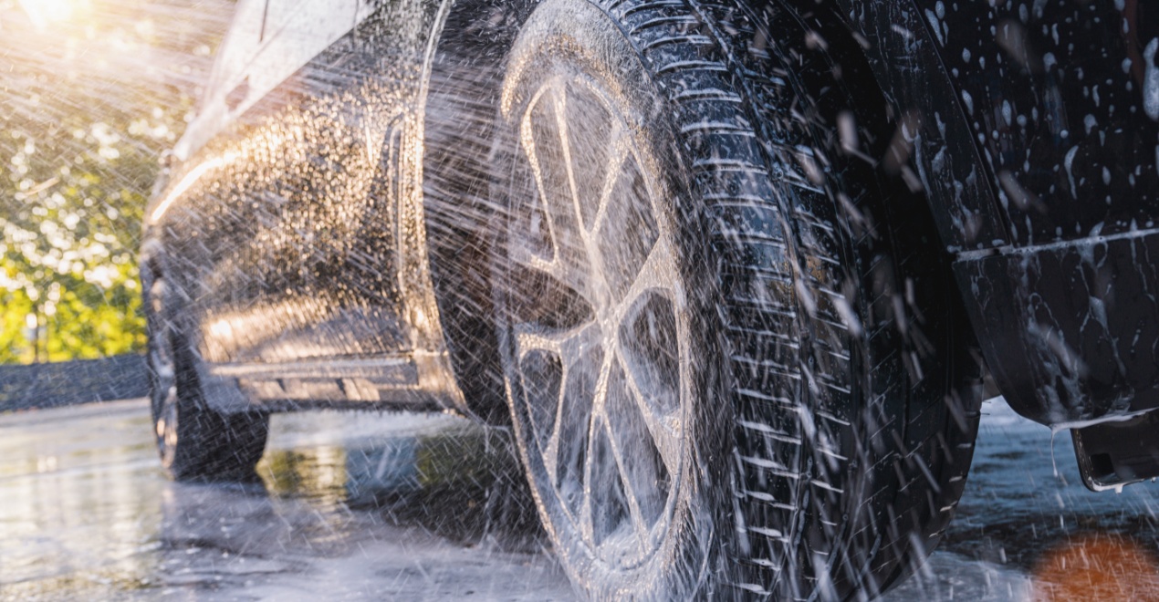 Why Choose a Doorstep Car Wash Service?