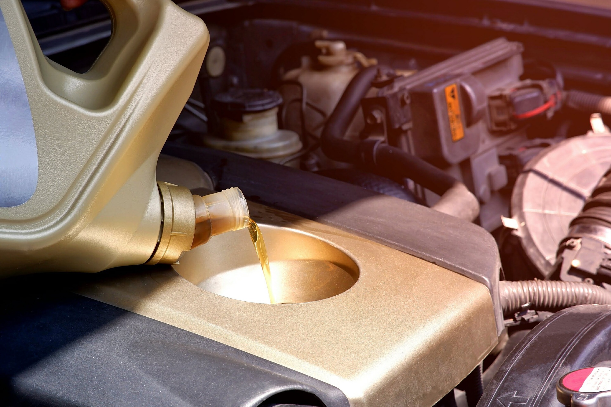 How To Properly Store Engine Oil For Future Use ? - Crossroads Helpline